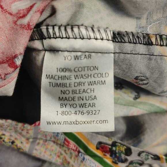 Max Boxxer Men's XXL Gray Race-Car Theme Hawaiian Shirt - Picture 4 of 4